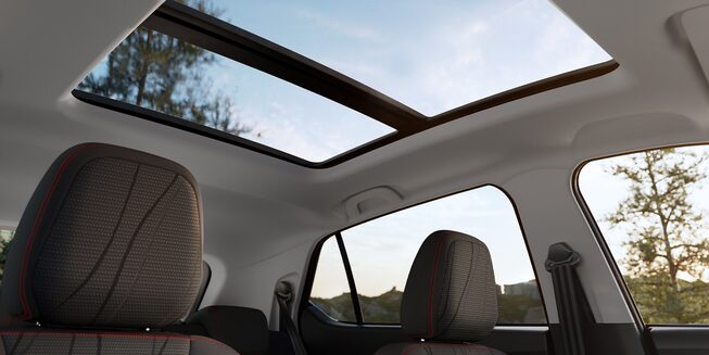 Chevrolet Groove Photography: Interior Sunroof