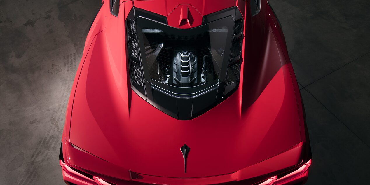2025-stingray-lifestyle-03.png