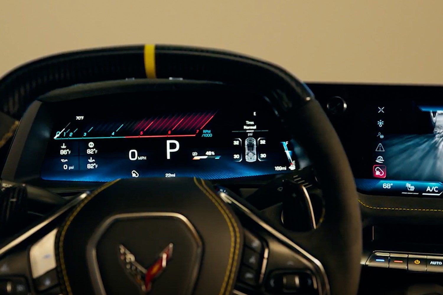 2026-corvette-technology-03