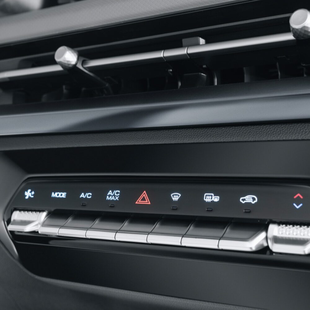 Chevrolet Aveo Hatchback 2026, Vista pantalla táctil 8 pulgadas conectividad Smartphone Integration, Android Auto y  CarPlay