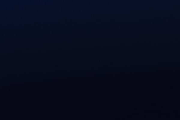 Pantone azul neptuno para página de Chevrolet Tracker 2025