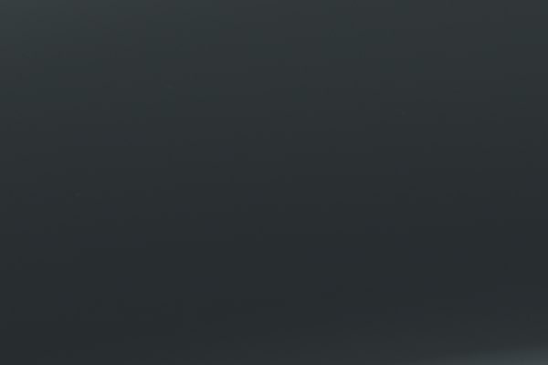 Pantone gris egeo para página de Chevrolet Tracker 2025