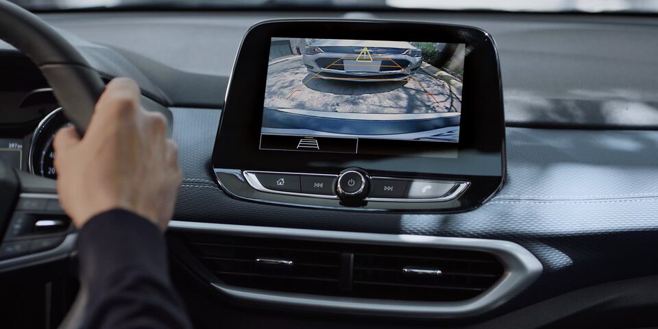 Cámara de visión trasera  SUV Chevrolet Tracker