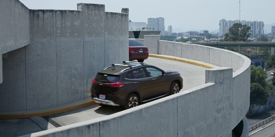 Asistente de arranque en pendiente