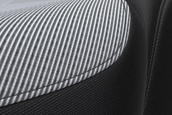 Tactopiel negra con insertos en azul para tu Chevrolet Trax 2025 