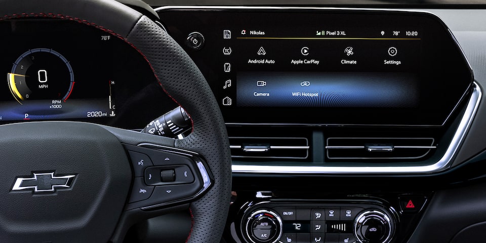 Pantalla táctil a color de 11 pulgadas versión LT Chevrolet Trax, nueva SUV deportiva