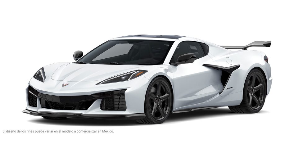 Chevrolet Corvette Z06 2025, auto deportivo de lujo en color Artic White