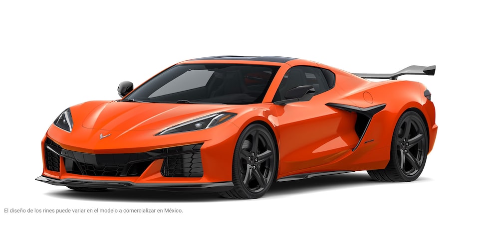 Chevrolet Corvette Z06 2025, auto deportivo de lujo en color Amplify Orange Tintcoat