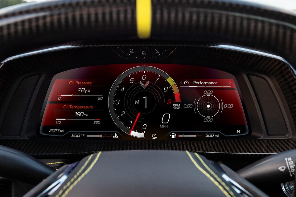 Chevrolet Corvette Z06 2025 con acentos exteriores en apariencia fibra de carbono Carbon Flash