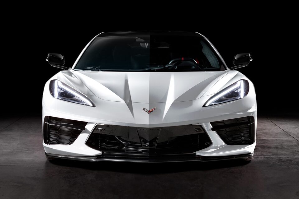 Corvette Stingray 2025, carro deportivo de lujo con detección de túnel y luces diurnas LED