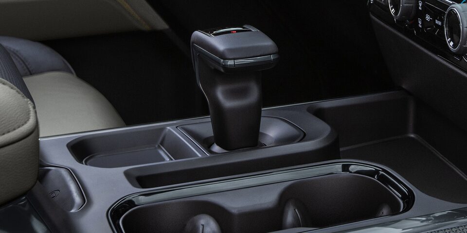 Nuevo sistema electrónico de selección de velocidad para Chevrolet Cheyenne ZR2 BISON 2025