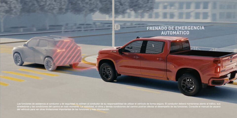 Chevrolet Cheyenne ZR2 Bison 2025, pickup con sistema de asistencia de colisión frontal