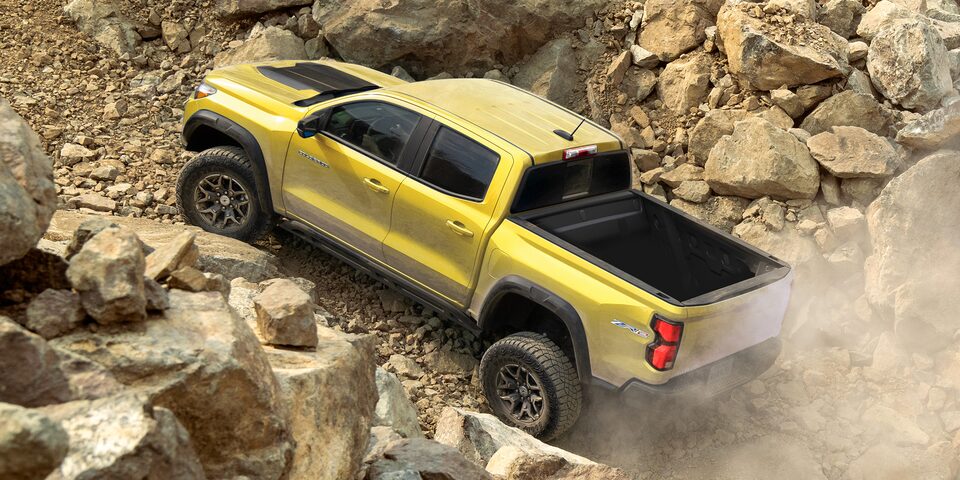 Nueva Chevrolet Colorado, camioneta 4x4 con modo de manejo terreno