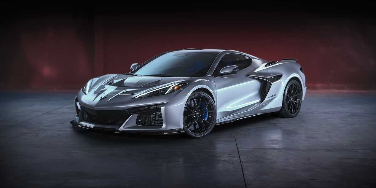 2026 Chevy Corvette ZR1X in Blade Silver Metallic