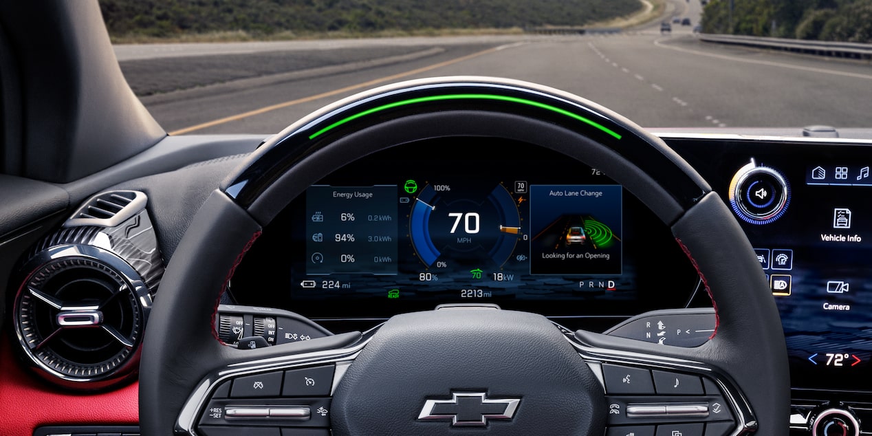 Chevy Blazer EV 2026 con la característica Super Cruise manos libres activada