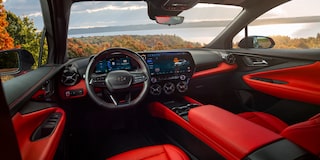 Vista del tablero del lado del conductor en el interior de la Chevy Blazer EV 2026