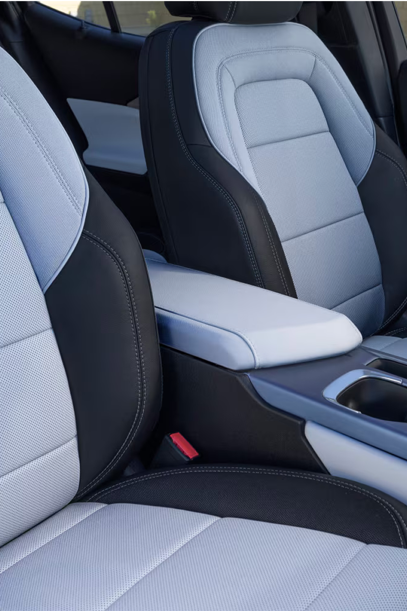Asientos de la Chevy Equinox EV 2025