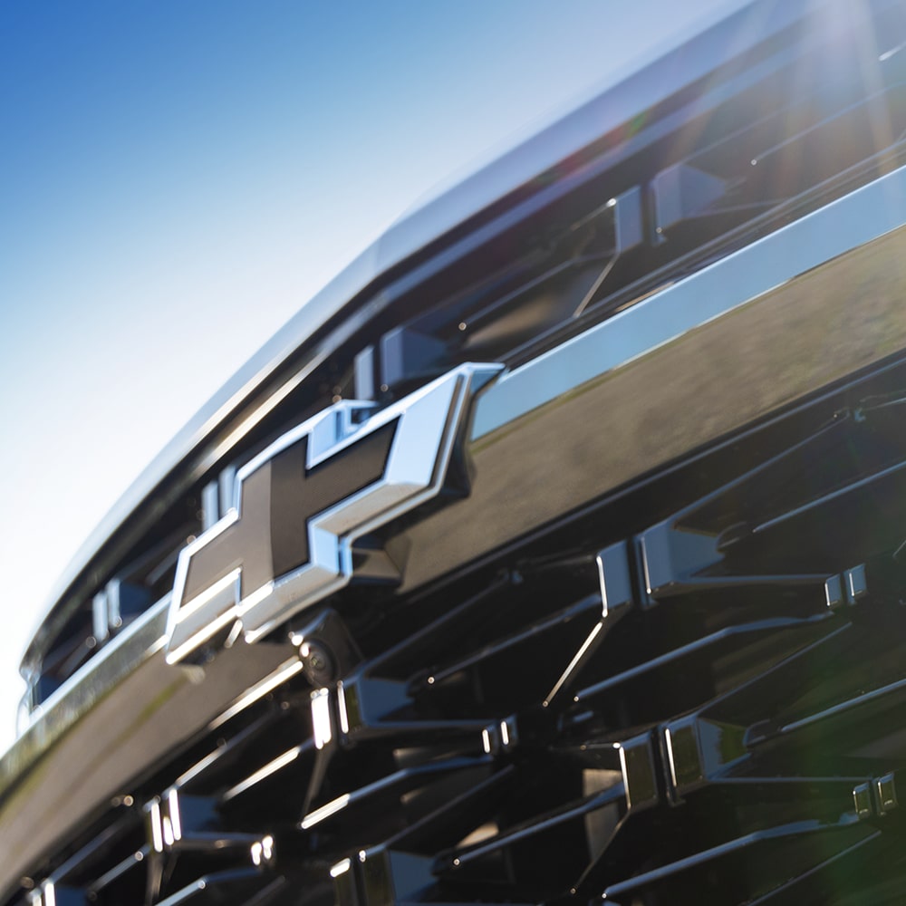 Close Up of A Chevy Traverse Badging