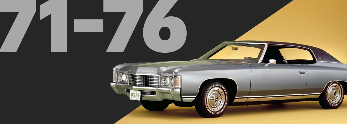 Se muestra un Chevrolet Impala en verde claro, con un fondo oscuro y texto grande en gris que indica los años de los modelos 71-76.
