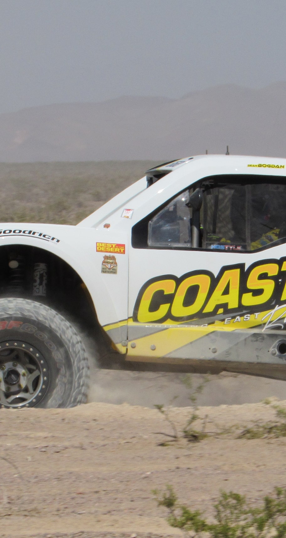 Cómo Jake Velasco Race Prep utiliza la potencia del motor LS en el desierto