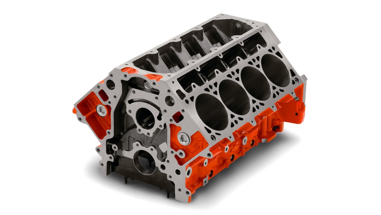 Un bloque de motor LSX de Chevy Performance Parts