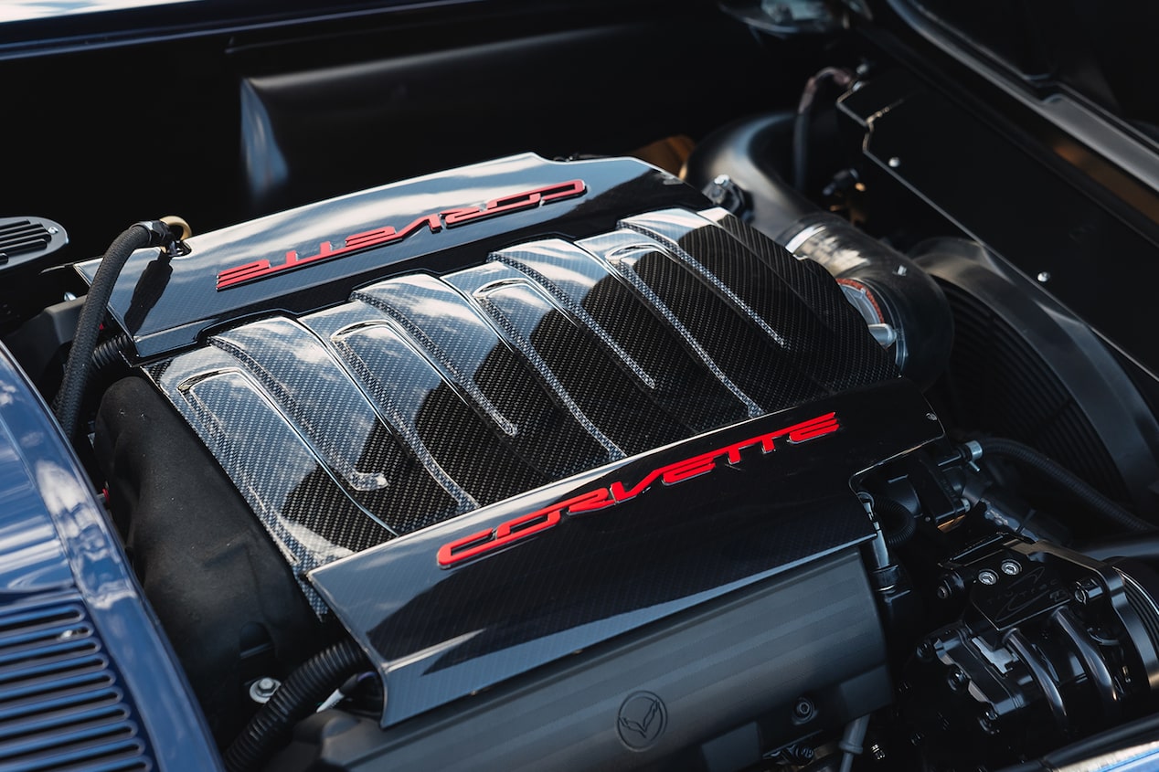 Close-up of a Chevrolet Performance Parts LT1 Crate Engine Housed in the Engine Bay of a 1964 Chevy Corvette Stingray