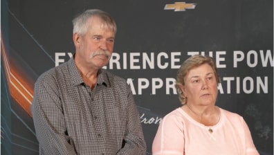 Joe and Mary talking about My Chevrolet Rewards at the CMA’s