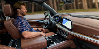 Passenger View of the Super Cruise Feature Being Used by a Driver in the 2026 Chevy Suburban