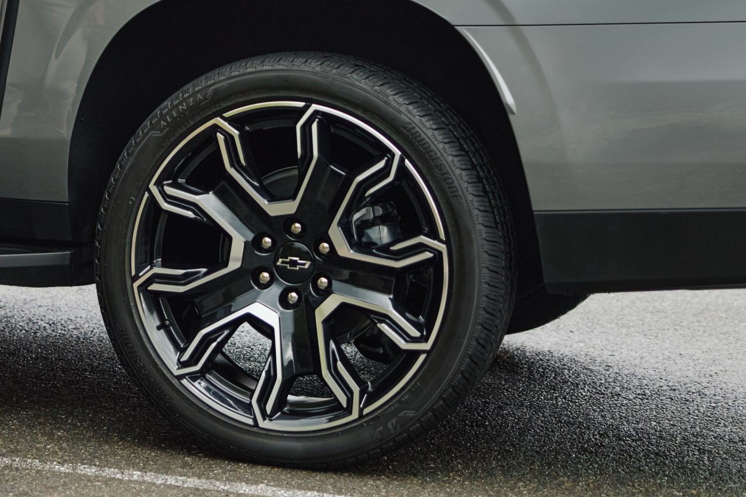Wheels on a Suburban RST shown in Sterling Gray