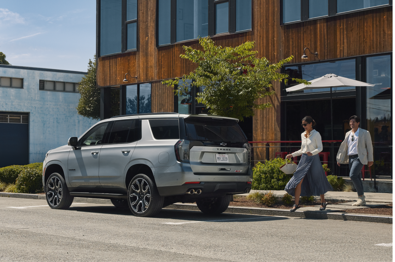 Tahoe RST shown in Sterlin Gray Metallic