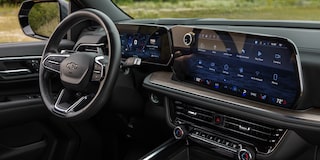 Tahoe Z71 shown in Gideon/Very Dark Atmosphere interior