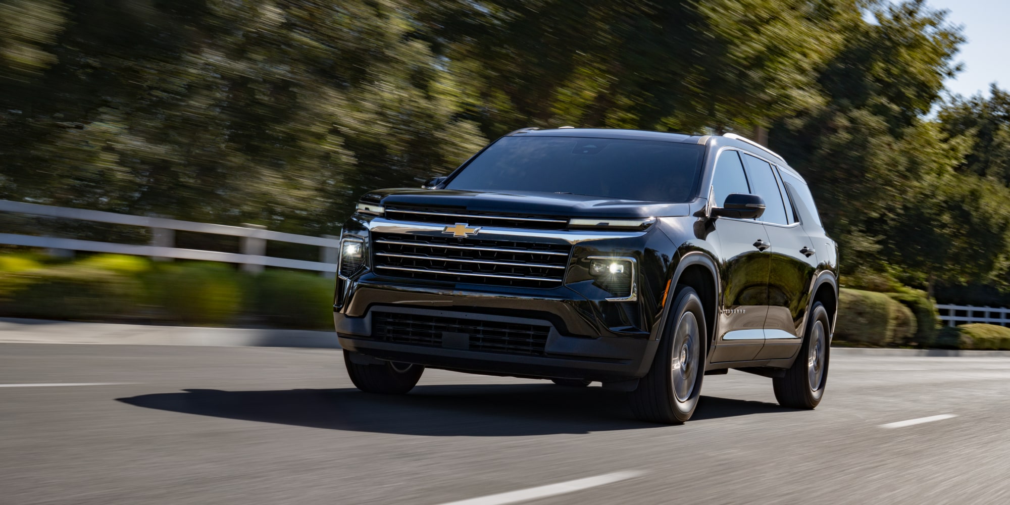 2027 Chevrolet Traverse exterior side profile