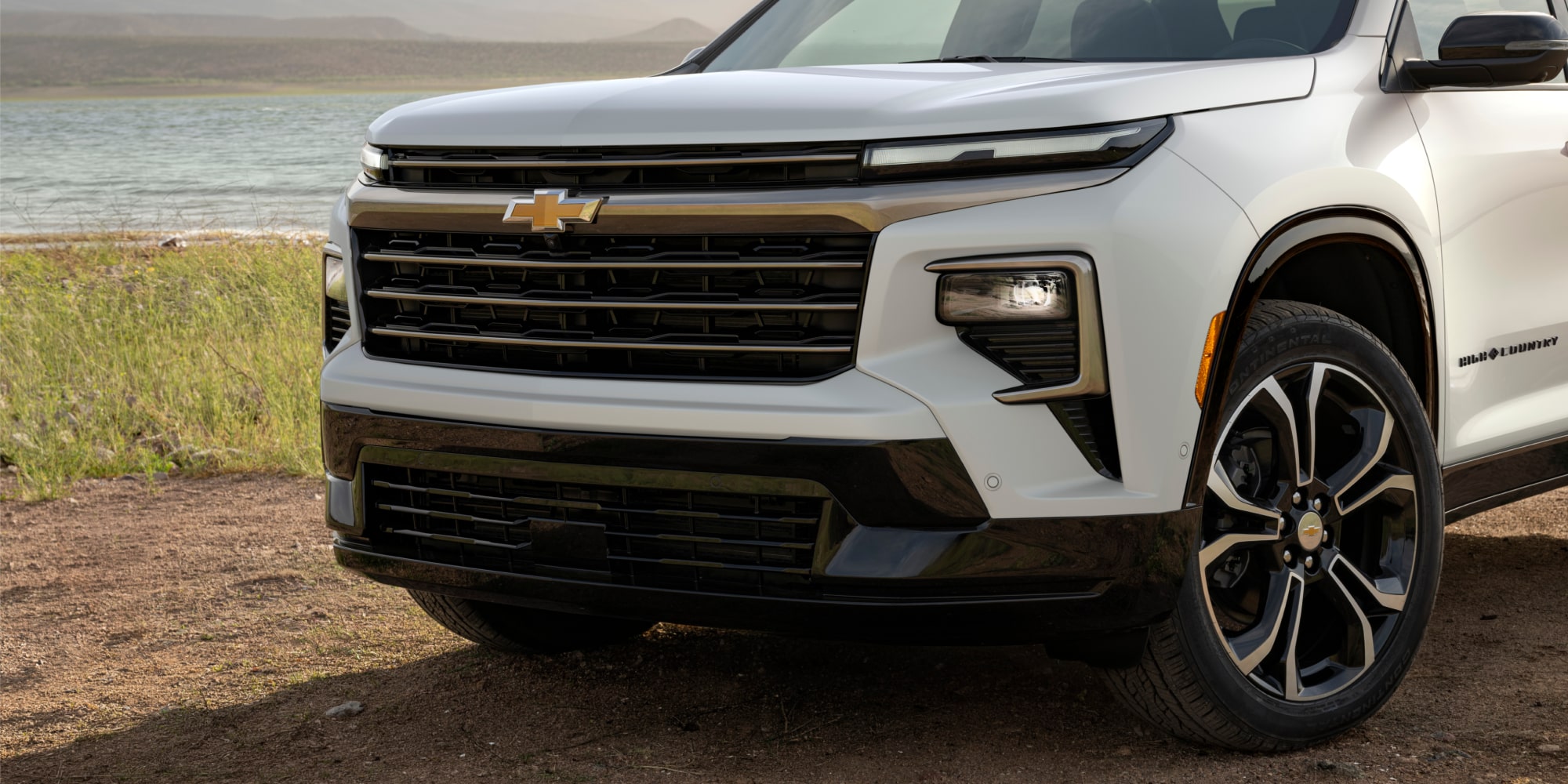 Close-up of the 2027 Chevy Traverse Grille and Headlights