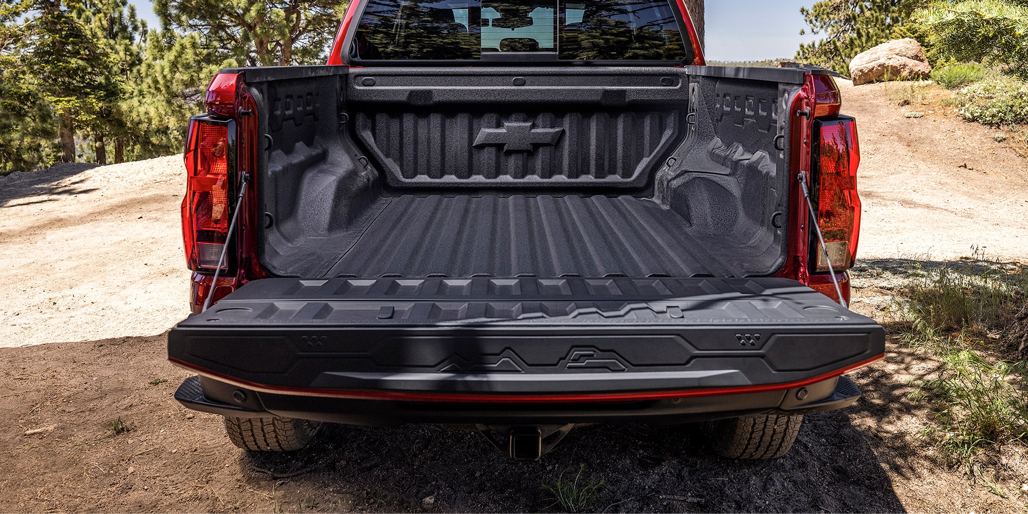 Rear View of the Trunk of a 2026 Red Chevy Colorado