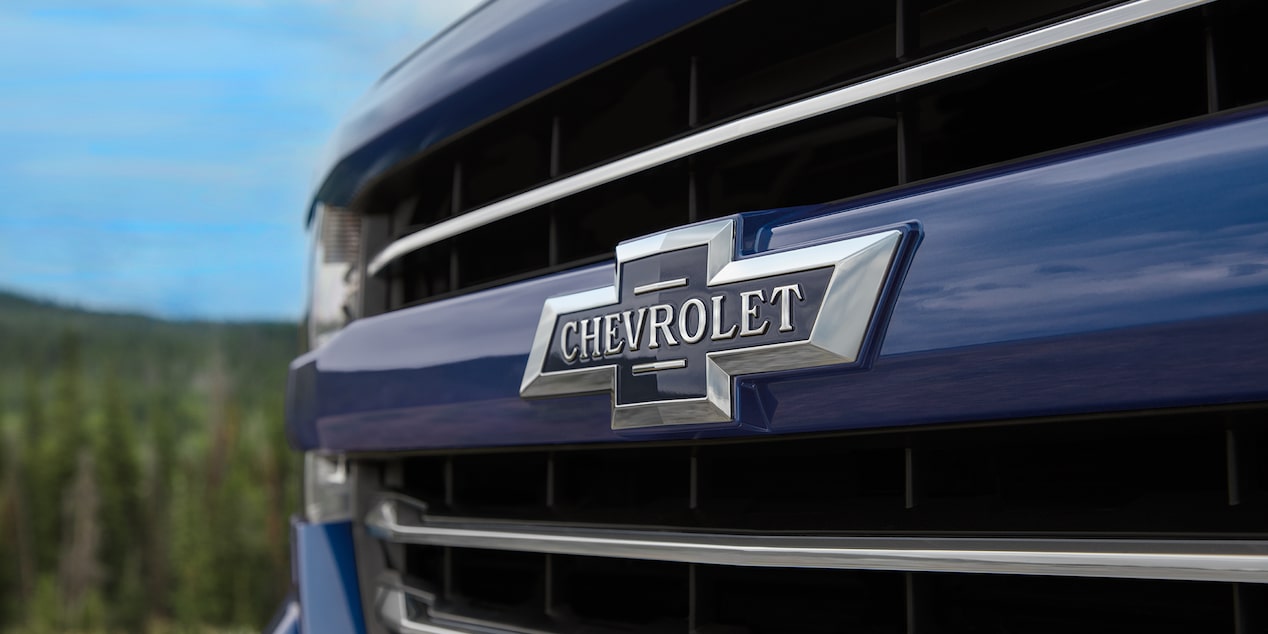 Centennial Edition 100 Years Of Chevy Trucks Chevrolet Chevrolet Centennial Truck Special Edition Bowtie