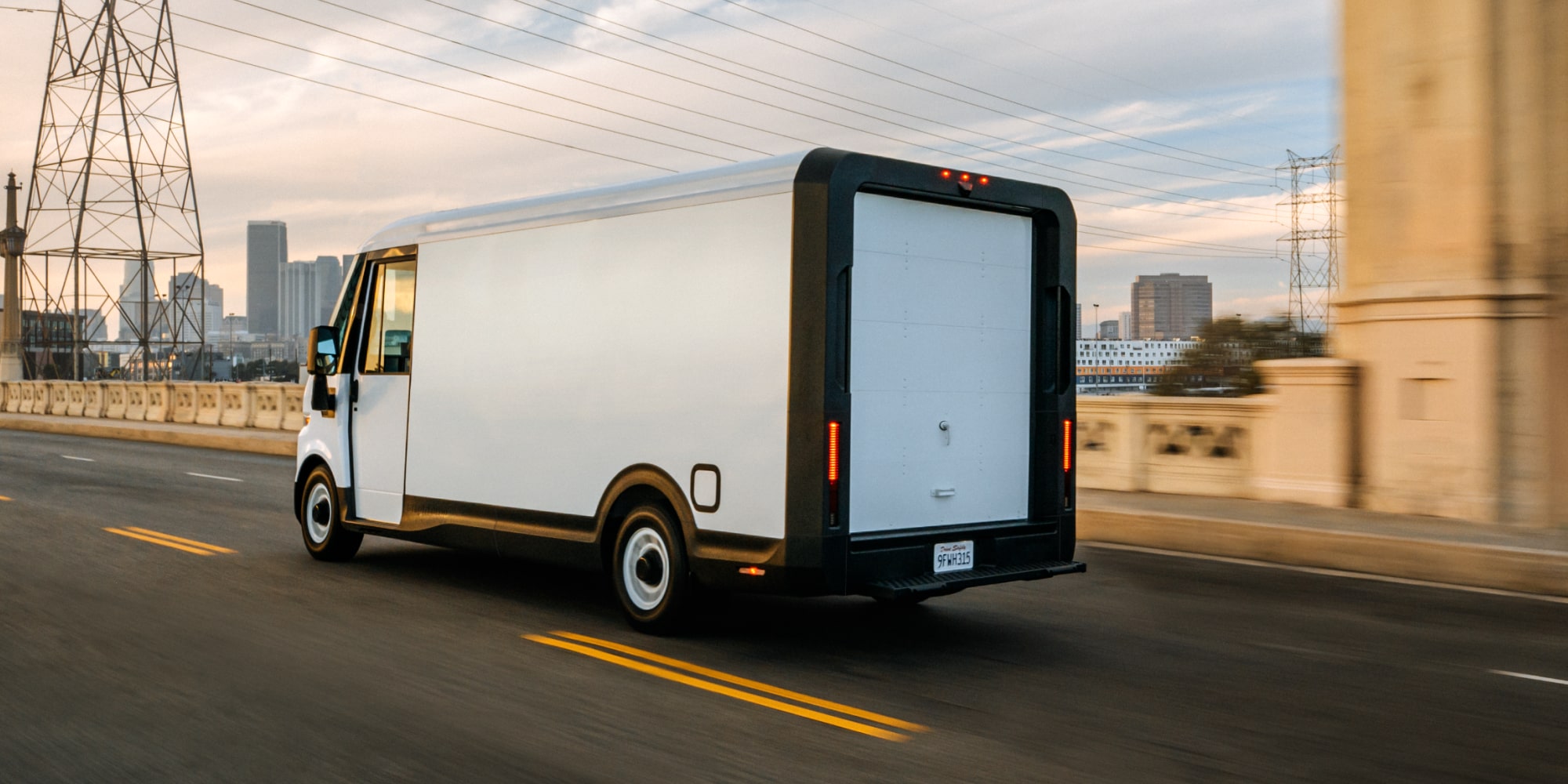 2025 BrightDrop Zevo Van 600