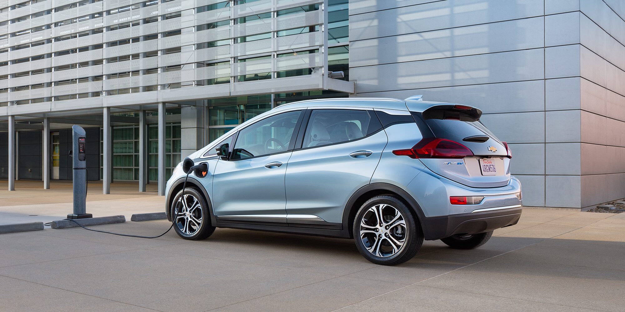 electric or hybrid vehicles electric or hybrid vehicles
