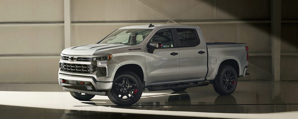 2022 Silverado Redline Special Edition Front Driver Shot