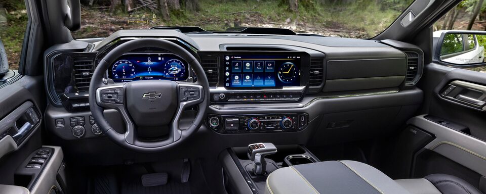 2023 Silverado ZR2 Bison Interior Dash and Steering Wheel