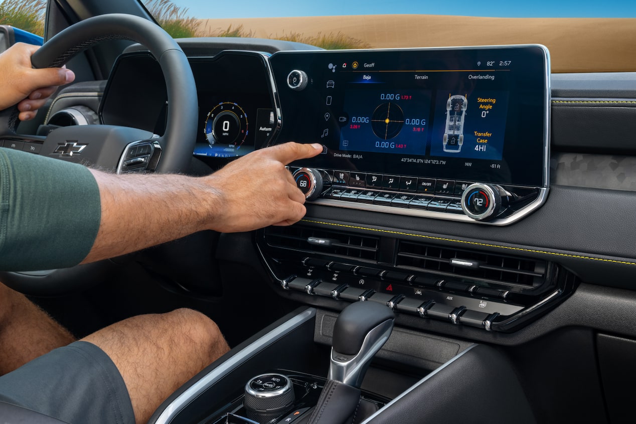 Toma interior de la Colorado ZR2