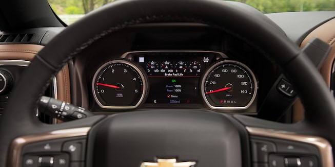 2021 Chevy Silverado HD Truck: driver information system