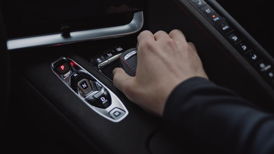 2023 Chevrolet Corvette Mid-Engine Sports Car Gear Shift