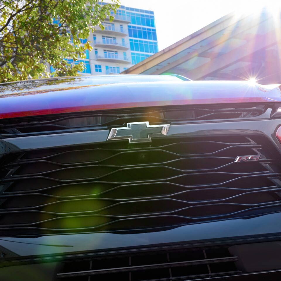 The Sleek Black Grille with Black Badging on the 2023 Chevy Blazer