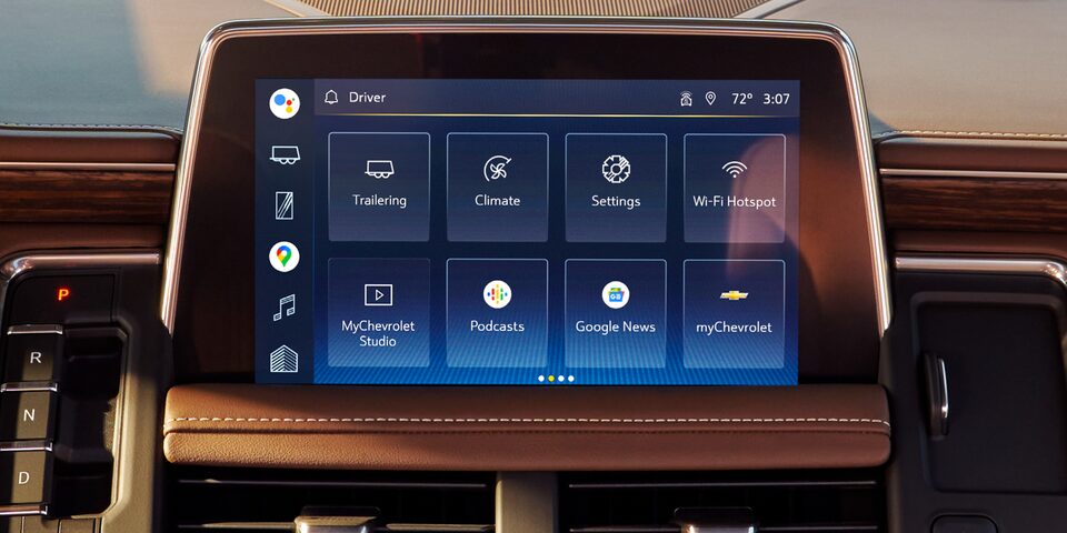El sistema de infoentretenimiento de 10.2" con Google integrado en la Chevy Suburban