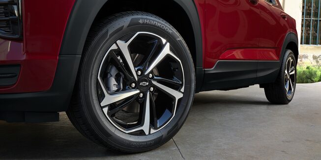2023 Chevrolet Trailblazer Small SUV Exterior Close-Up of Rear Wheel