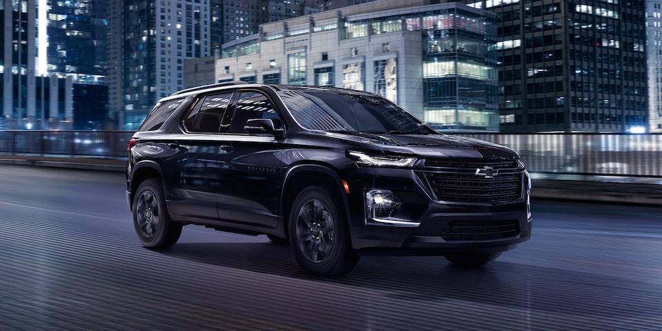 2023 Chevrolet Traverse Mid-Size SUV in Midnight Edition Trim