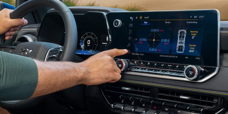 A Colorado Owner Changes the Settings on the Infotainment System
