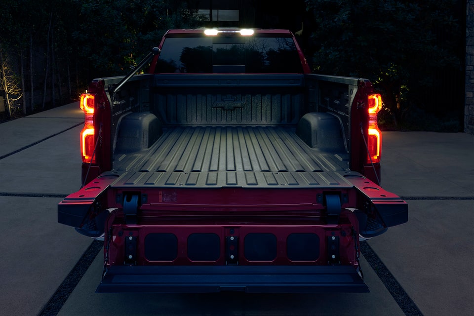 An Empty Durabed of the 2023 Silverado with the Multiflex Tailgate Down