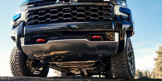 2023 Chevrolet Silverado 1500 Exterior Worms-Eye View of Grille