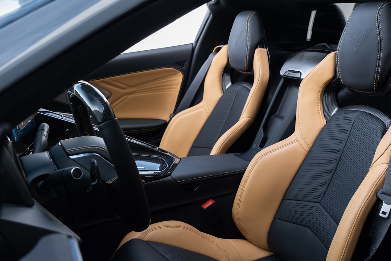 2024 Chevrolet Corvette E-Ray Interior Seating Display